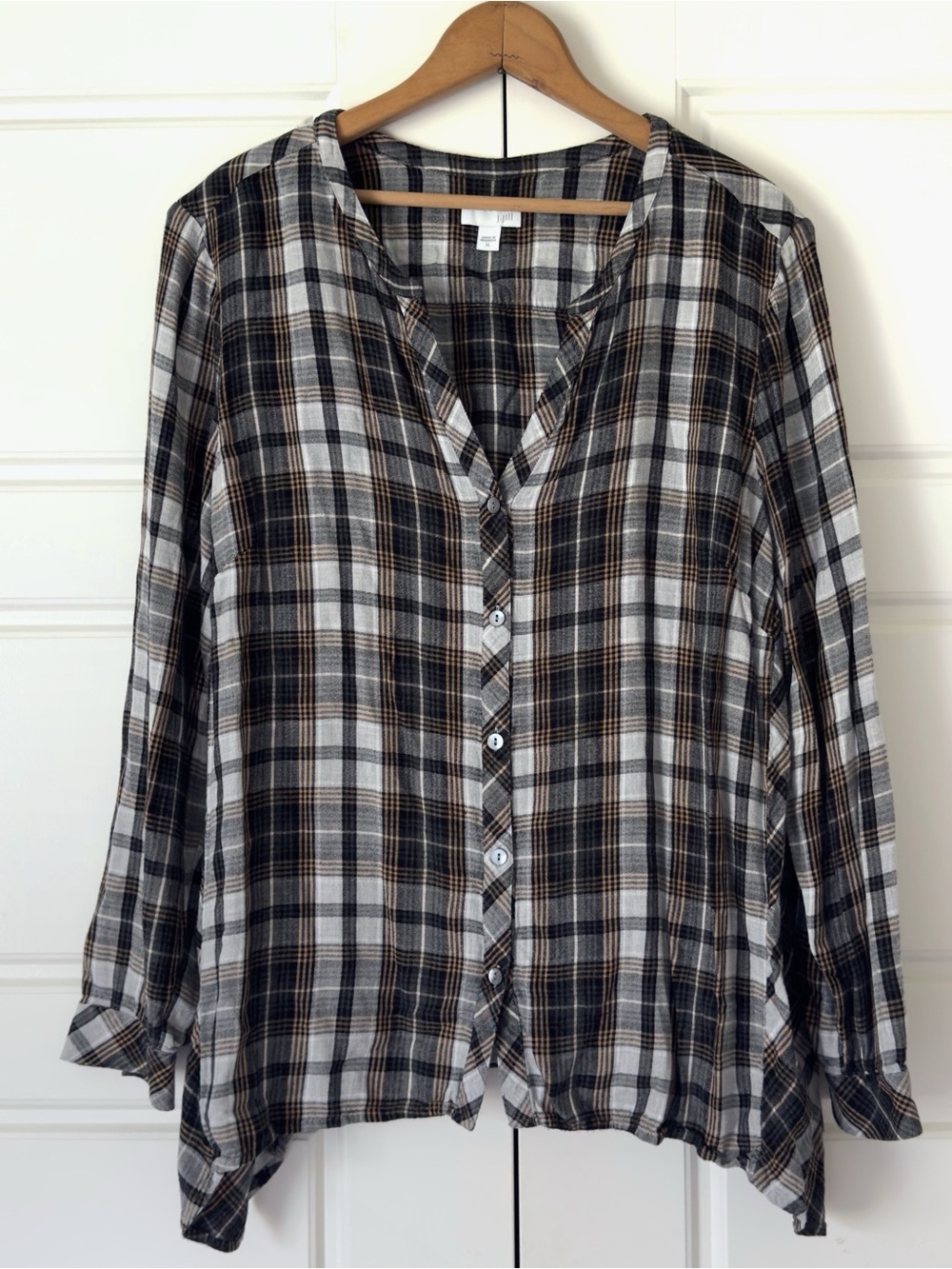 J Jill Plaid Tunic Top XL Black Brown Button Up Dipped Hem Casual Office Cowgirl